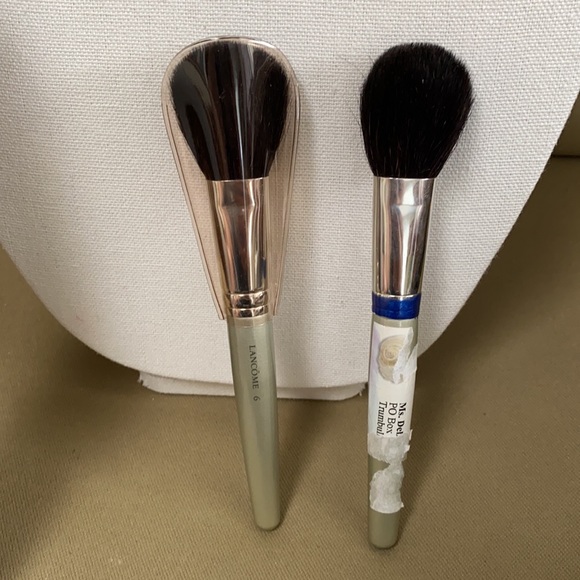New Lancôme #6 Cheek brush silver handle - Picture 2 of 3